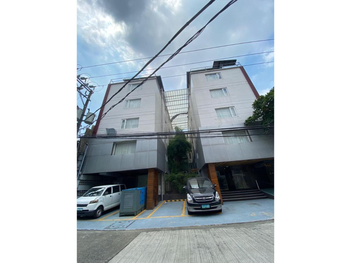 Capital O 820 Guijo Suites Makati Manila Exterior foto